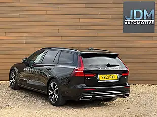 Used 2021 Volvo V60 R-Design Onyx Black - Interior and Exterior details 7