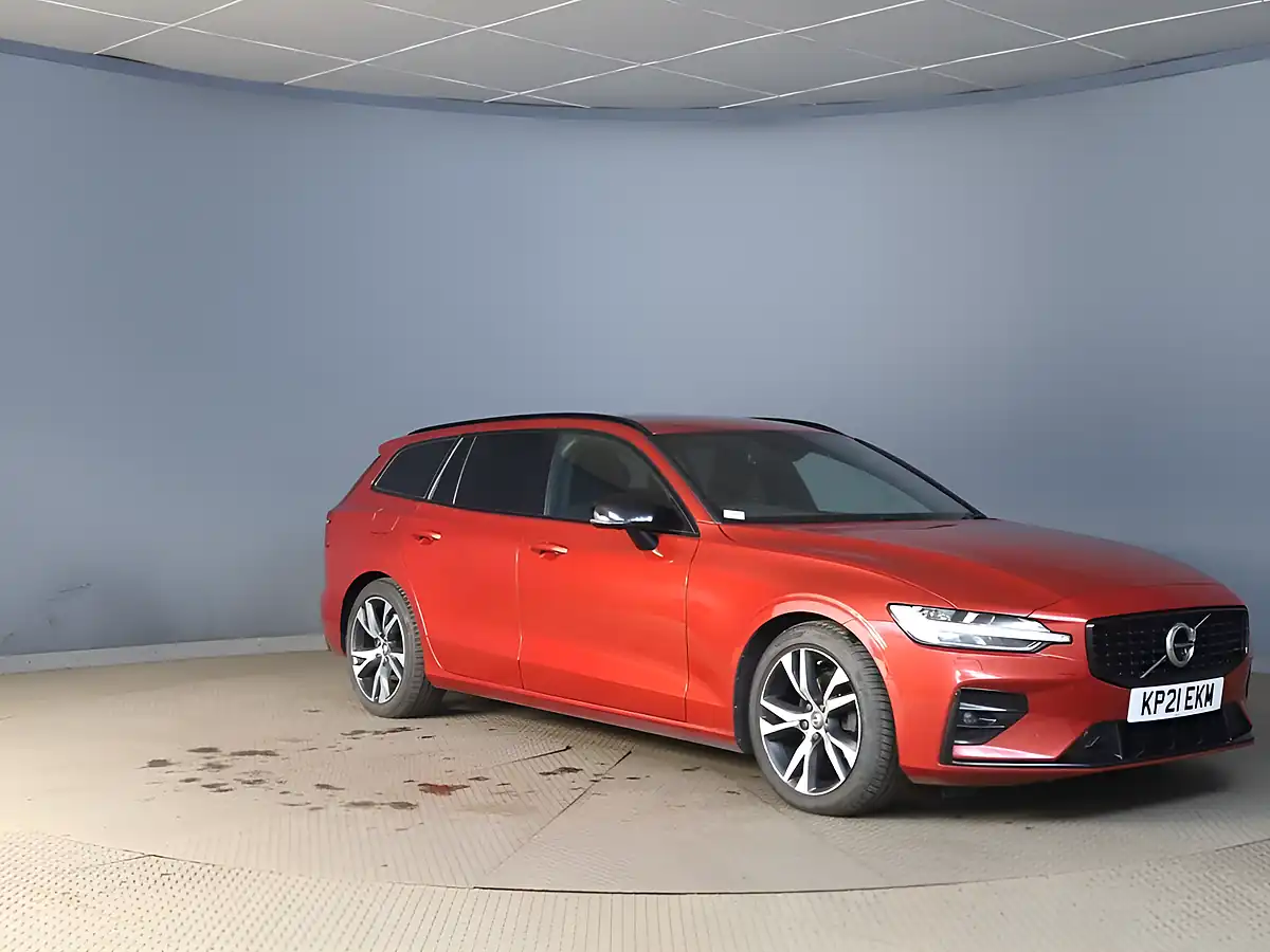 Used 2021 Volvo V60 R-Design Red - Interior and Exterior details 11