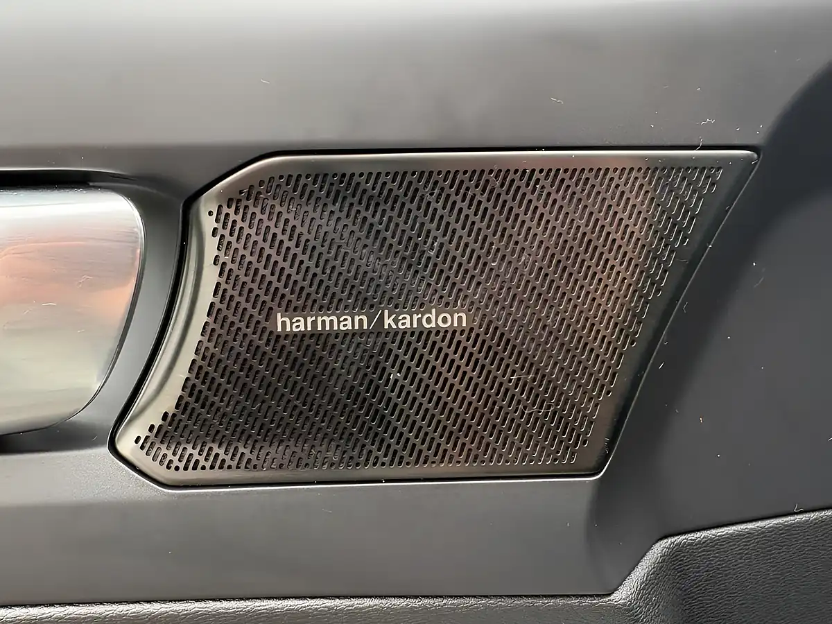 Used 2021 Volvo XC40 First Edition White - Interior and Exterior details 18