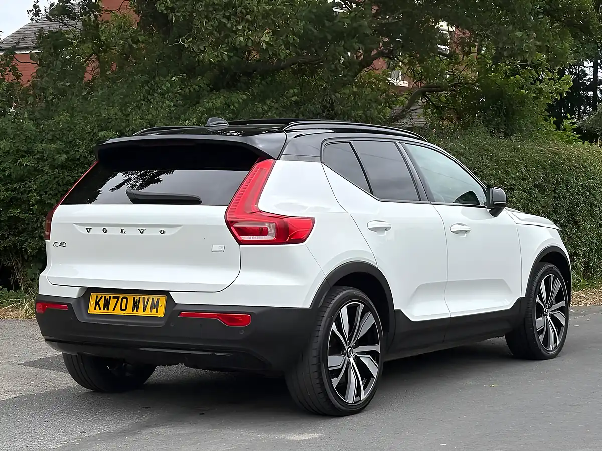Used 2021 Volvo XC40 First Edition White - Interior and Exterior details 9