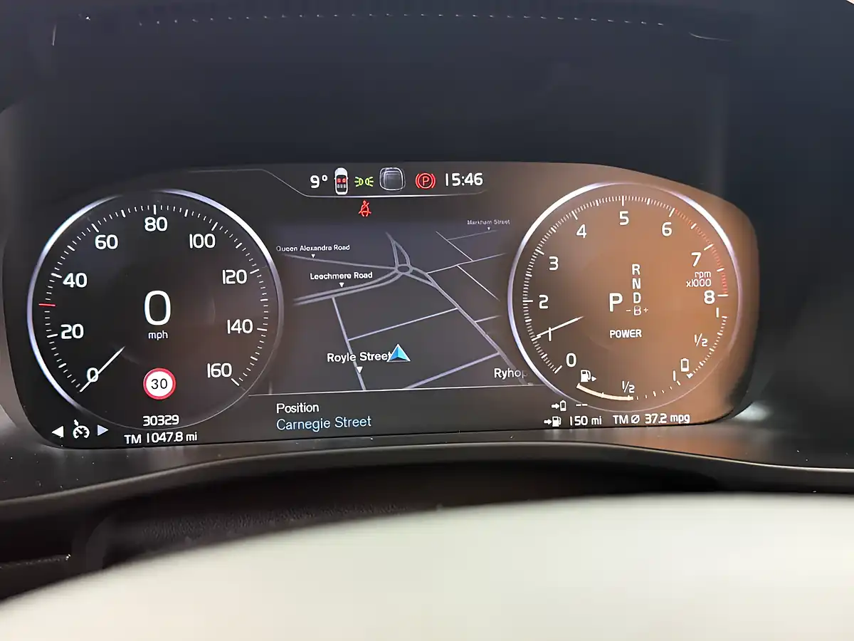 Used 2021 Volvo XC40 Inscription Onyx Black - Interior and Exterior details 19