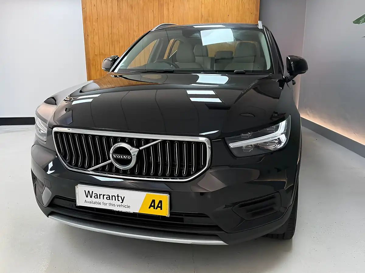 Used 2021 Volvo XC40 Inscription Onyx Black - Interior and Exterior details 6