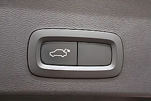 Used 2021 Volvo XC40 Inscription Pro Black - Interior and Exterior details 11