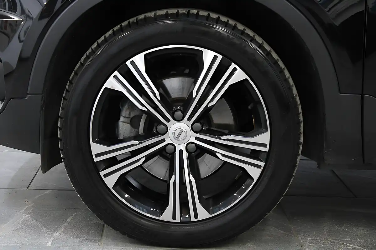 Used 2021 Volvo XC40 Inscription Pro Black - Interior and Exterior details 13