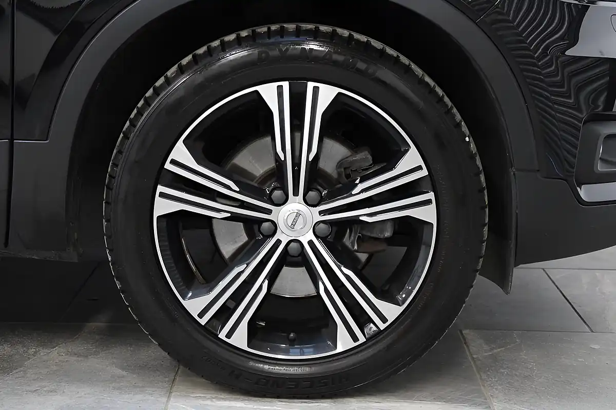 Used 2021 Volvo XC40 Inscription Pro Black - Interior and Exterior details 9