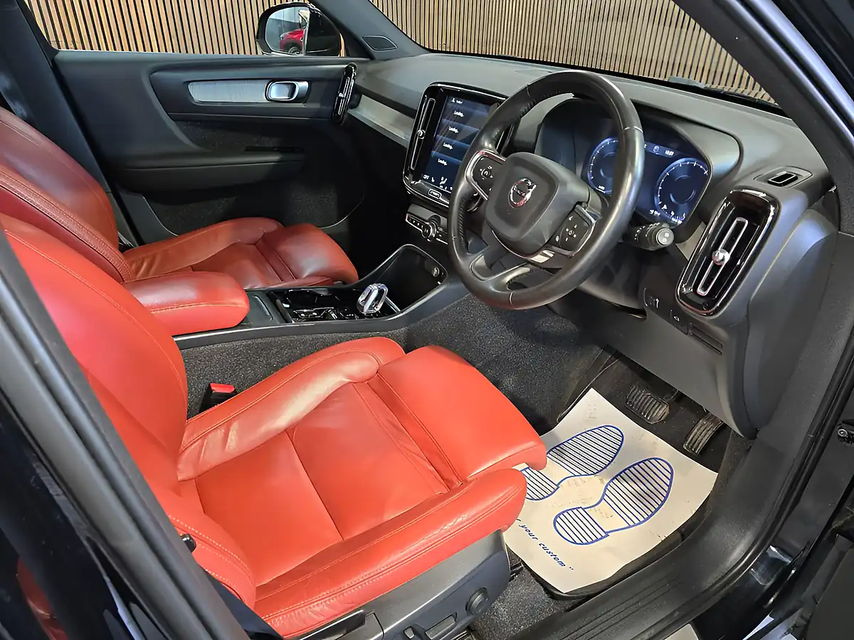 Used 2021 Volvo XC40 Inscription Pro Black - Interior and Exterior details 11