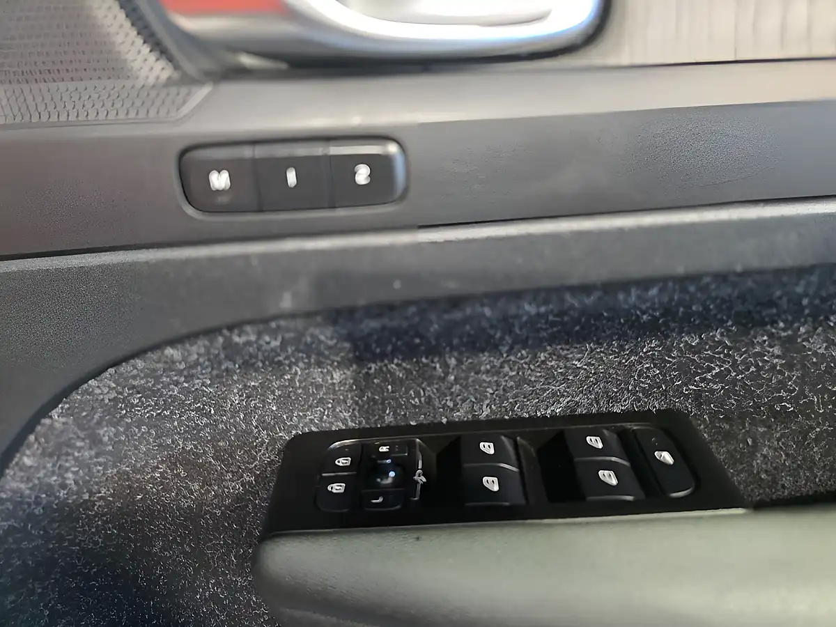 Used 2021 Volvo XC40 Inscription Pro Black - Interior and Exterior details 19