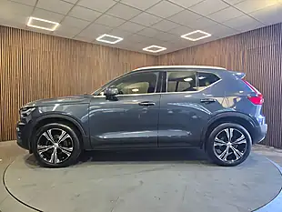 Used 2021 Volvo XC40 Inscription Pro Blue - Interior and Exterior details 6