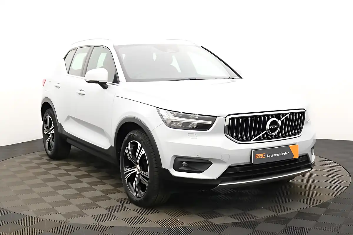 Used 2021 Volvo XC40 Inscription Pro Glacier Silver - Interior and Exterior details 8