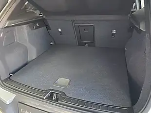 Used 2021 Volvo XC40 Inscription Pro Silver - Interior and Exterior details 16