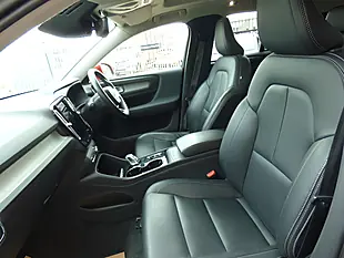 Used 2021 Volvo XC40 Inscription Red - Interior and Exterior details 13