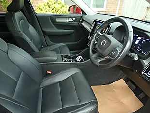 Used 2021 Volvo XC40 Inscription Red - Interior and Exterior details 5