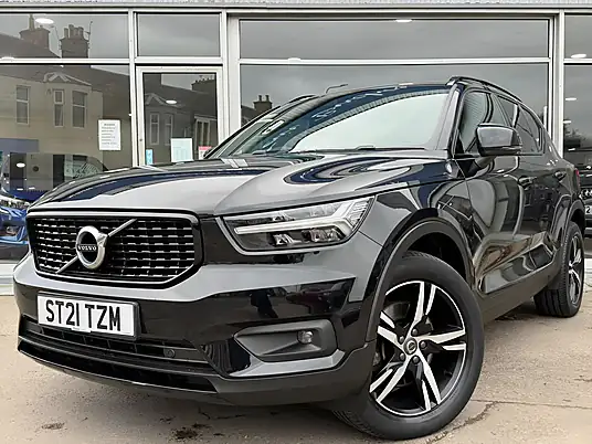 2021 Volvo XC40 B4 R-Design