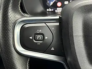 Used 2021 Volvo XC40 R-Design Black - Interior and Exterior details 14