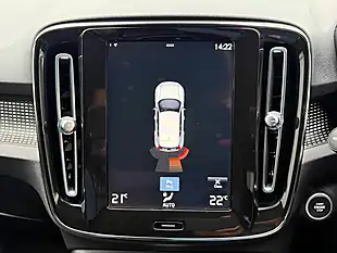 Used 2021 Volvo XC40 R-Design Black - Interior and Exterior details 19
