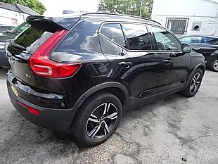 Used 2021 Volvo XC40 R-Design Black - Interior and Exterior details 10