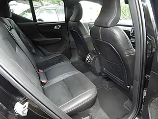 Used 2021 Volvo XC40 R-Design Black - Interior and Exterior details 12