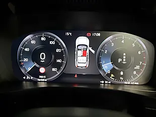 Used 2021 Volvo XC40 R-Design Black - Interior and Exterior details 11