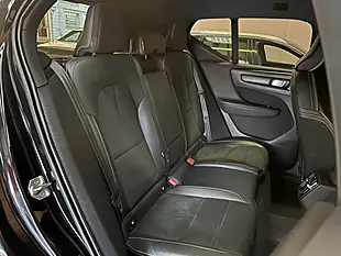 Used 2021 Volvo XC40 R-Design Black - Interior and Exterior details 16