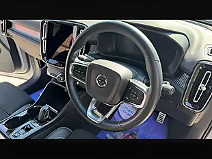 Used 2021 Volvo XC40 R-Design Glacier Silver - Interior and Exterior details 17