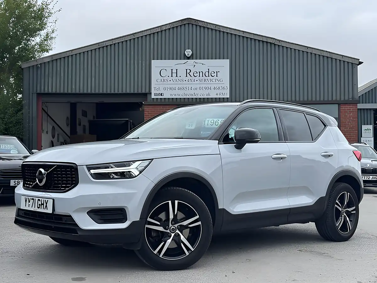 Used 2021 Volvo XC40 R-Design Glacier Silver - Interior and Exterior details 2