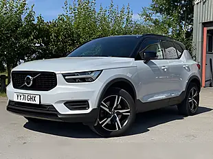 Used 2021 Volvo XC40 R-Design Glacier Silver - Interior and Exterior details 4