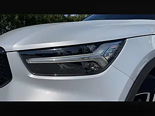Used 2021 Volvo XC40 R-Design Glacier Silver - Interior and Exterior details 6