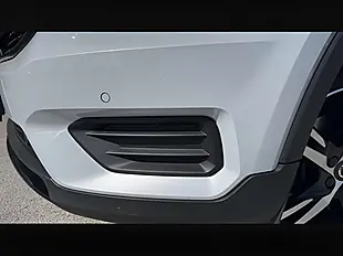 Used 2021 Volvo XC40 R-Design Glacier Silver - Interior and Exterior details 7