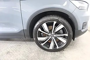 Used 2021 Volvo Xc40 R-Design Pro Grey - Interior and Exterior details 10
