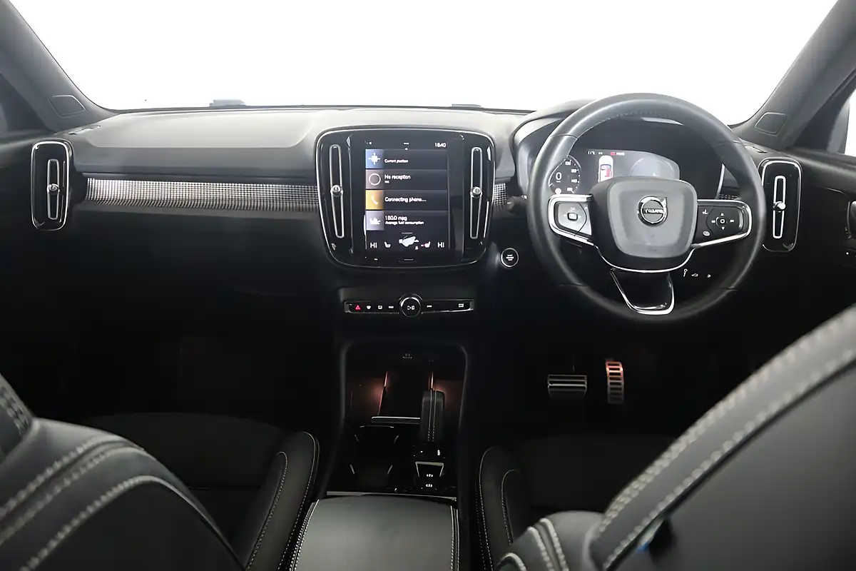 Used 2021 Volvo Xc40 R-Design Pro Grey - Interior and Exterior details 11