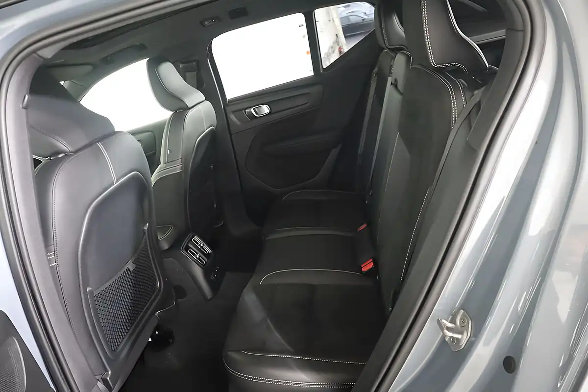 Used 2021 Volvo Xc40 R-Design Pro Grey - Interior and Exterior details 13