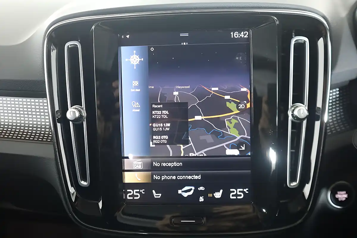 Used 2021 Volvo Xc40 R-Design Pro Grey - Interior and Exterior details 14