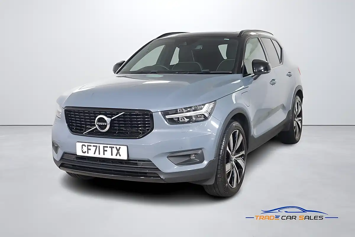 Used 2021 Volvo Xc40 R-Design Pro Grey - Interior and Exterior details 3
