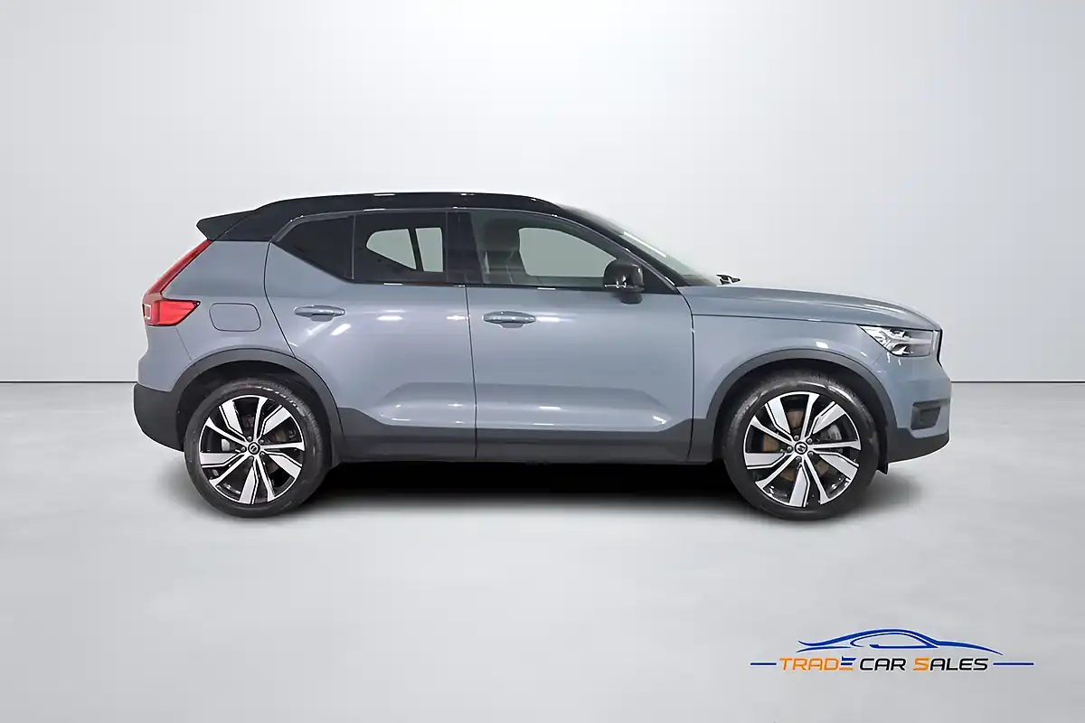Used 2021 Volvo Xc40 R-Design Pro Grey - Interior and Exterior details 7