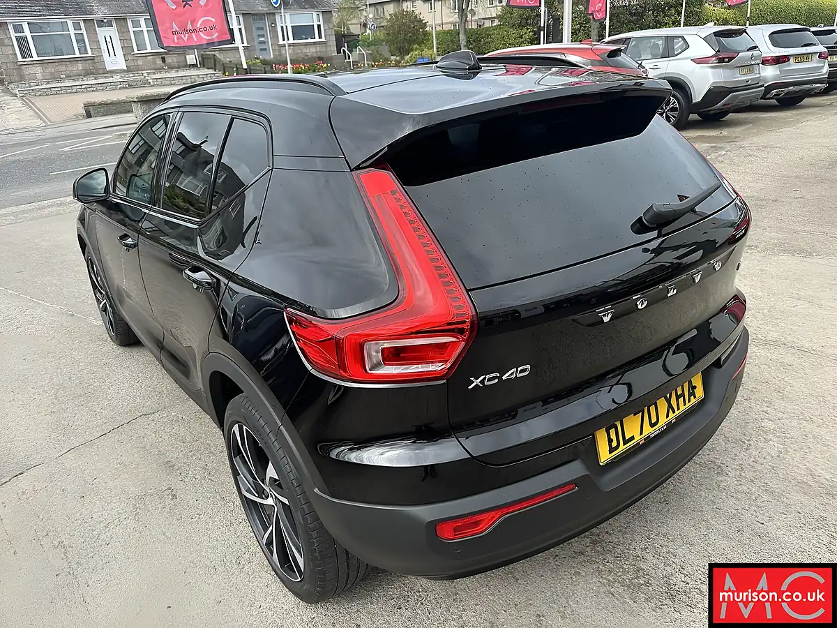 Used 2021 Volvo XC40 R-Design Pro Onyx Black - Interior and Exterior details 12