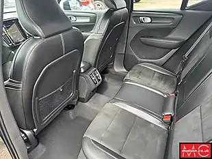 Used 2021 Volvo XC40 R-Design Pro Onyx Black - Interior and Exterior details 19