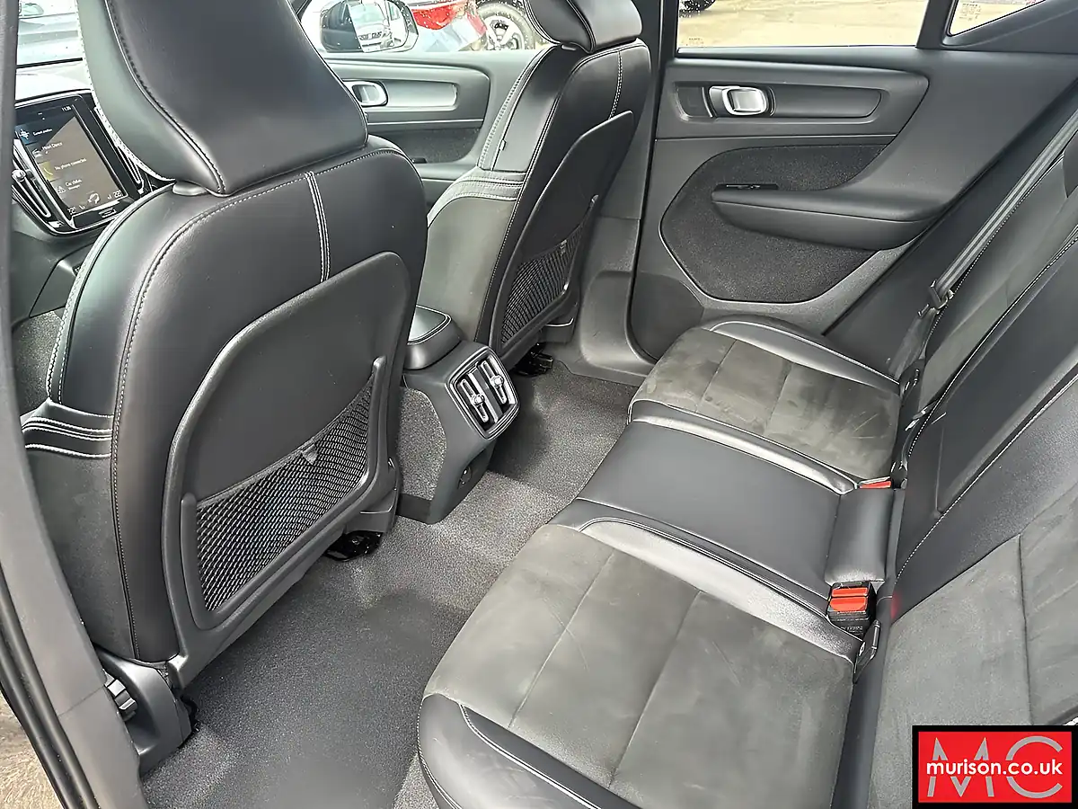 Used 2021 Volvo XC40 R-Design Pro Onyx Black - Interior and Exterior details 19