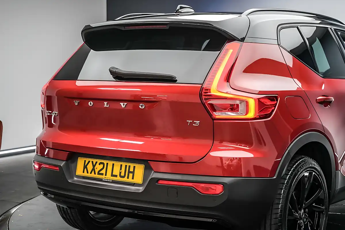 Used 2021 Volvo XC40 R-Design Pro Red - Interior and Exterior details 12