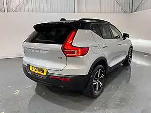 Used 2021 Volvo XC40 R-Design Silver - Interior and Exterior details 14