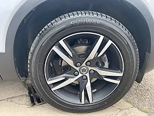 Used 2021 Volvo Xc40 R-Design Silver - Interior and Exterior details 10