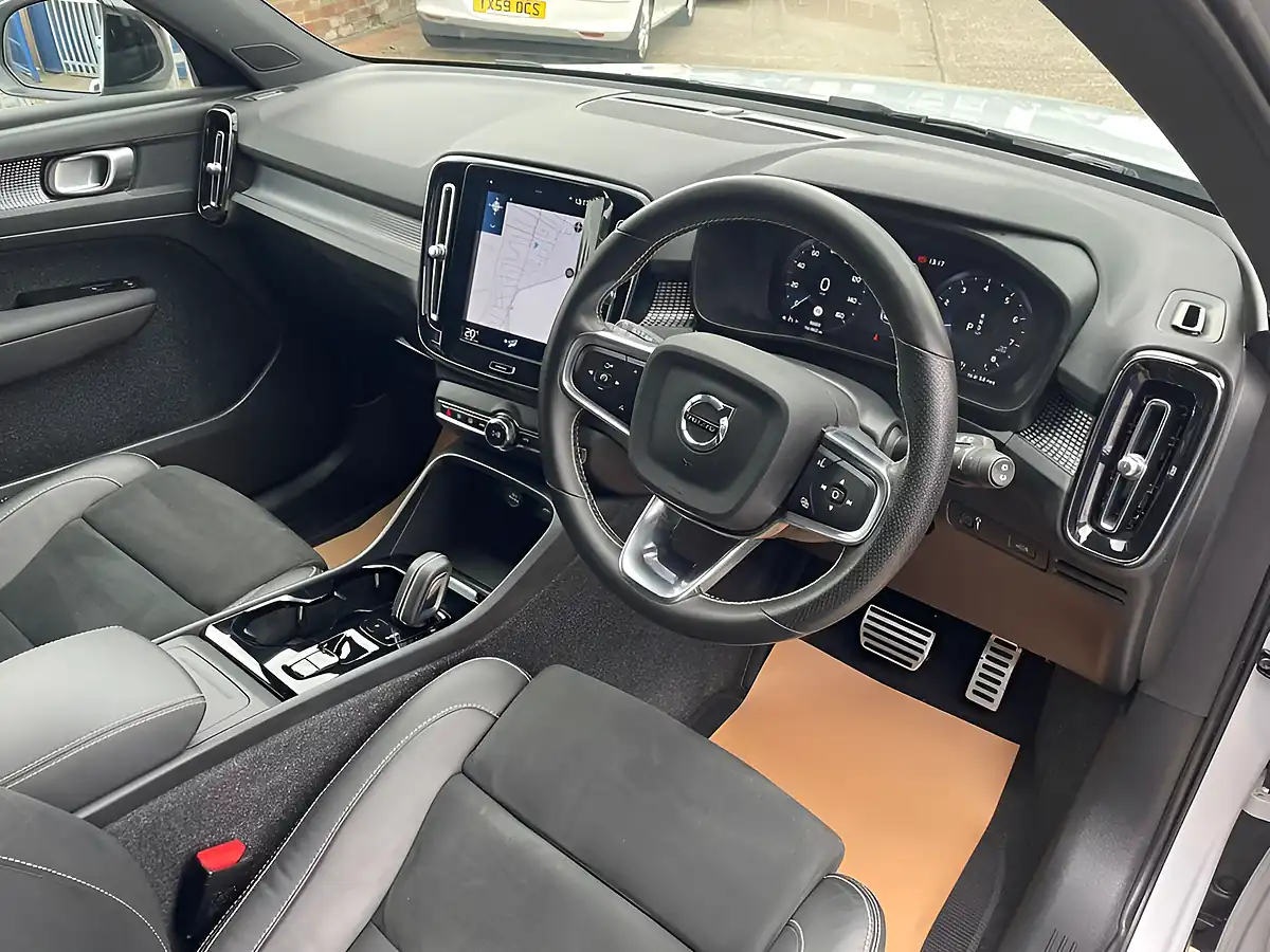 Used 2021 Volvo Xc40 R-Design Silver - Interior and Exterior details 12