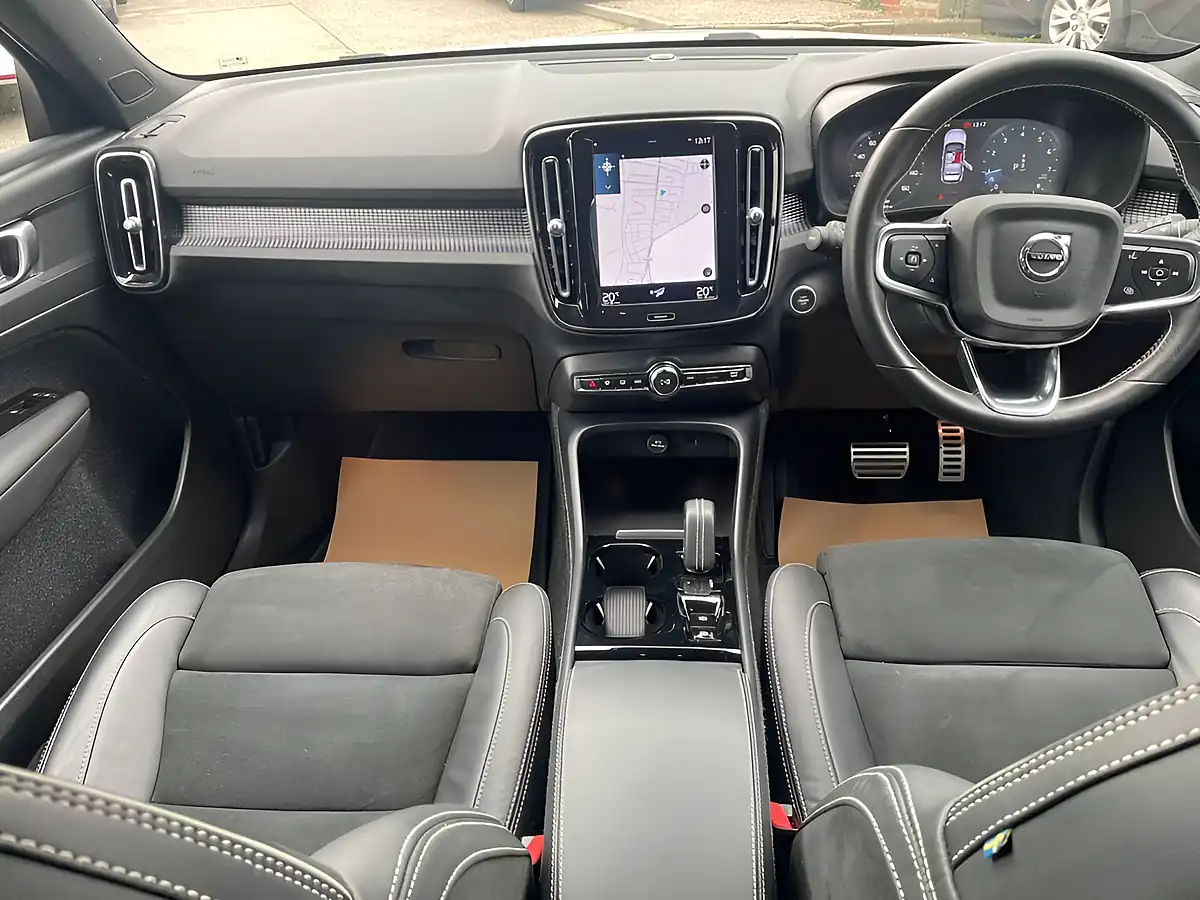 Used 2021 Volvo Xc40 R-Design Silver - Interior and Exterior details 20