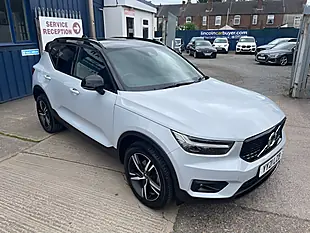 Used 2021 Volvo Xc40 R-Design Silver - Interior and Exterior details 9
