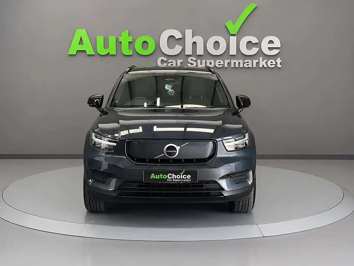 Used 2021 Volvo XC40 Recharge Blue - Interior and Exterior details 2