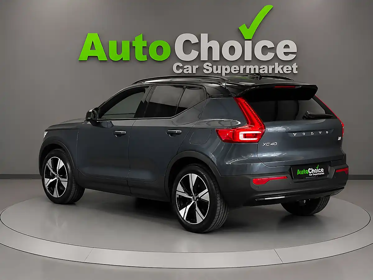Used 2021 Volvo XC40 Recharge Blue - Interior and Exterior details 5