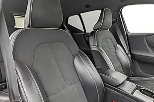 Used 2021 Volvo XC40 Recharge Twin Fusion Red - Interior and Exterior details 14