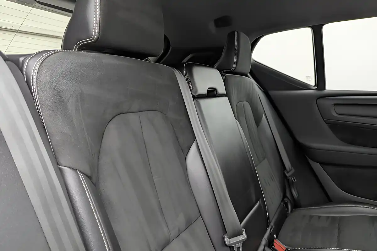 Used 2021 Volvo XC40 Recharge Twin Fusion Red - Interior and Exterior details 18