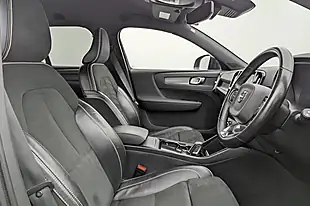 Used 2021 Volvo XC40 Recharge Twin Fusion Red - Interior and Exterior details 3