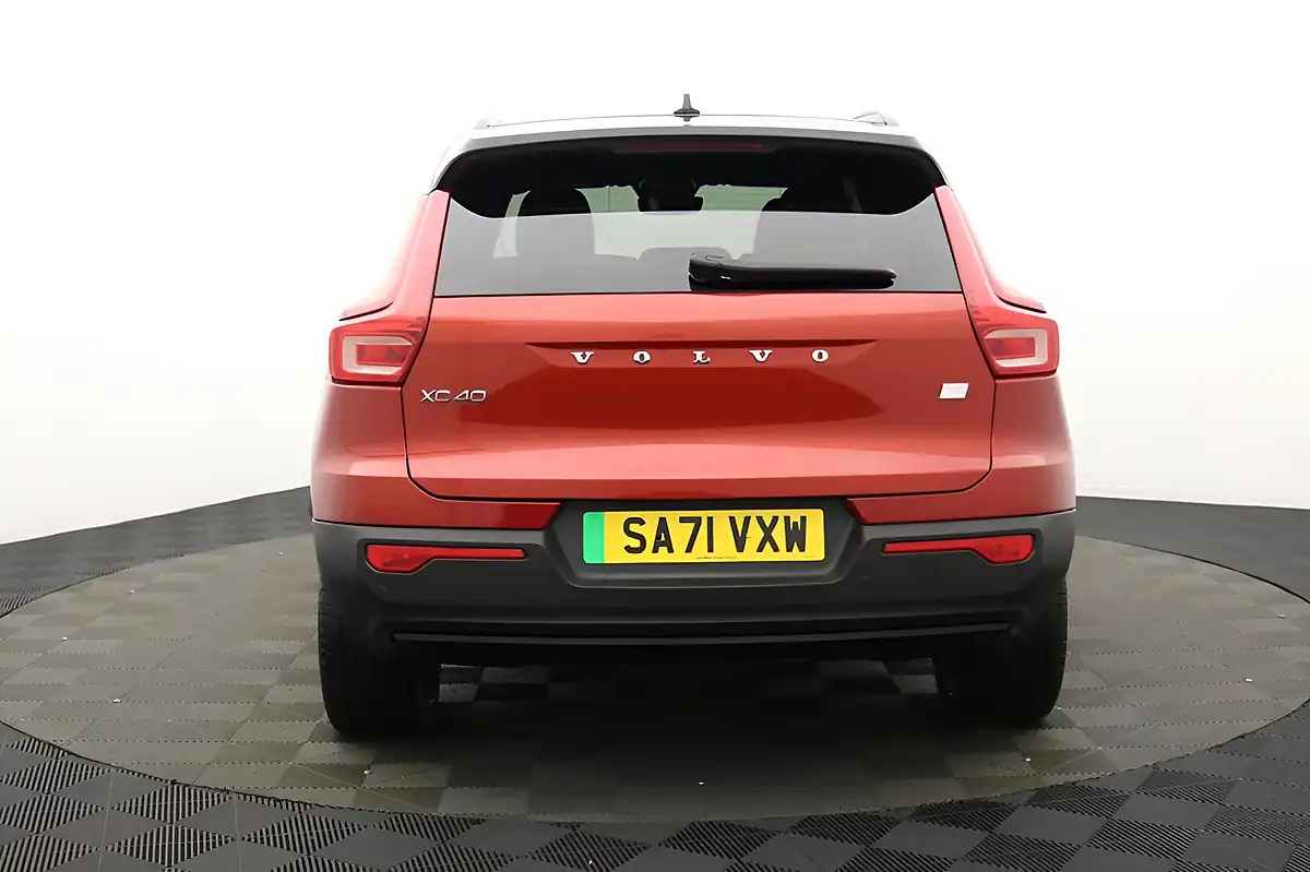 Used 2021 Volvo XC40 Recharge Twin Fusion Red - Interior and Exterior details 5
