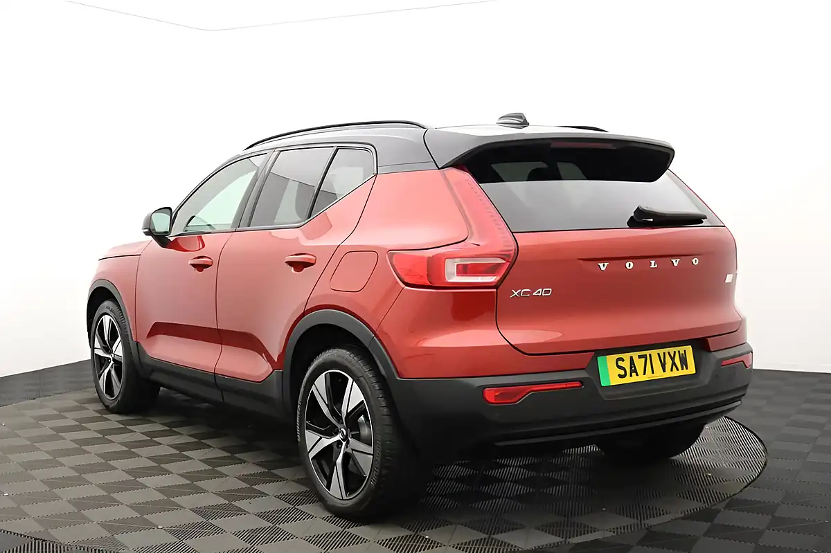 Used 2021 Volvo XC40 Recharge Twin Fusion Red - Interior and Exterior details 6